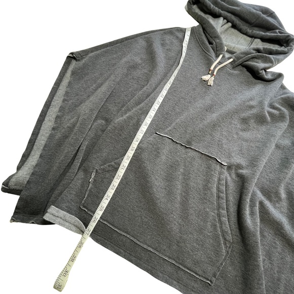 Dylan Hoodie Poncho - Picture 7 of 8